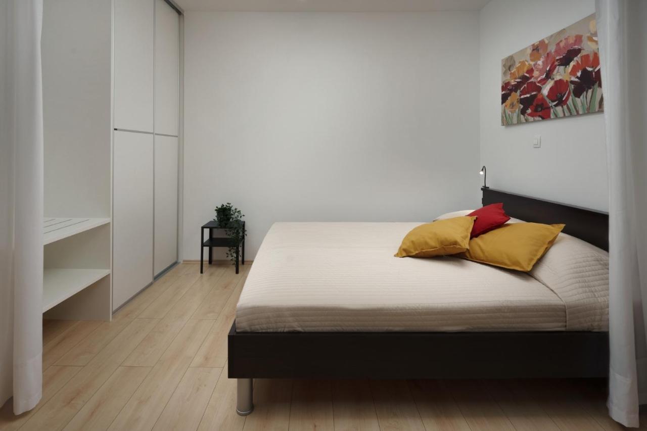 Apartments Antons Пула Екстер'єр фото