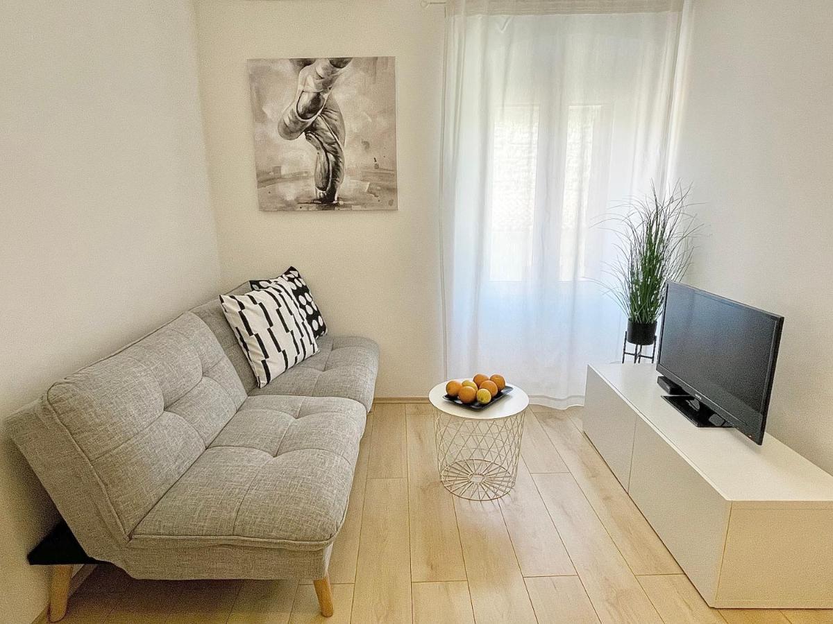 Apartments Antons Пула Екстер'єр фото