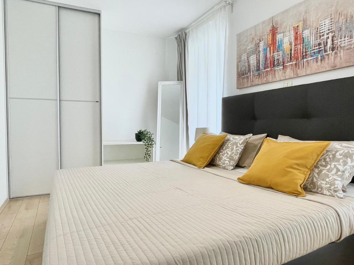 Apartments Antons Пула Екстер'єр фото