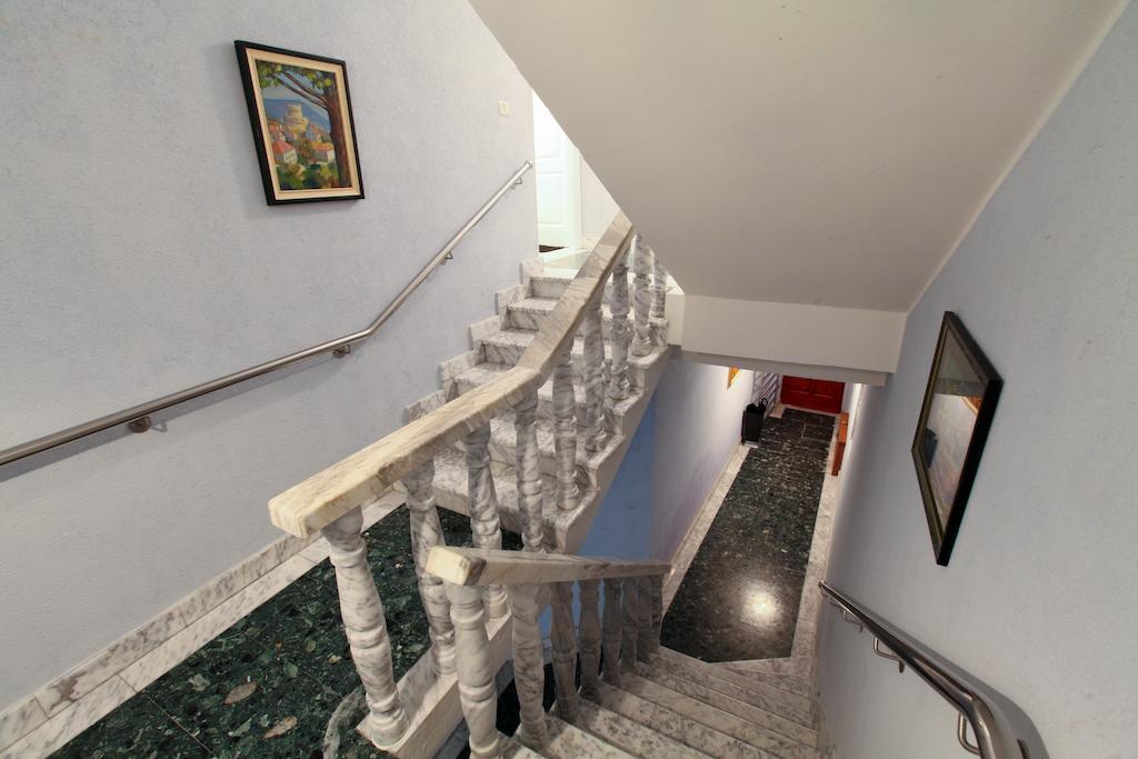Apartments Antons Пула Екстер'єр фото