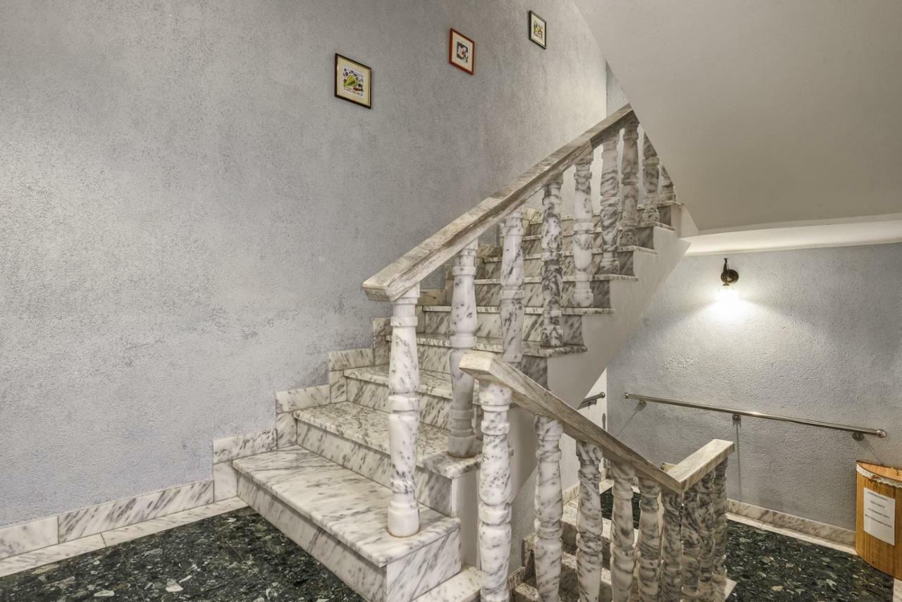 Apartments Antons Пула Екстер'єр фото
